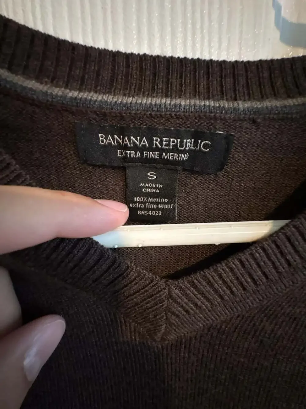 Banana Republic Extra Fine Merino Wool V-Neck Sweater